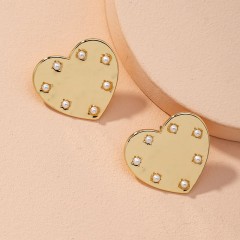 Womens Pearl Heartshaped Earrings