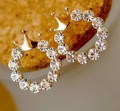 Simple classy earrings