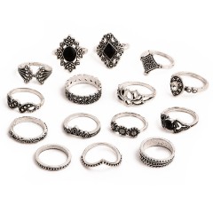 Retro silver and black rings set