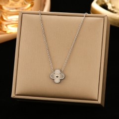 Titanium Plating Flower Jewelry Necklace