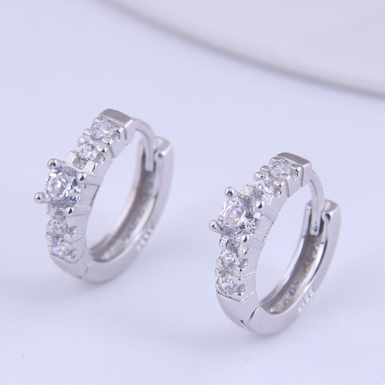 High quality eyes silver earrings