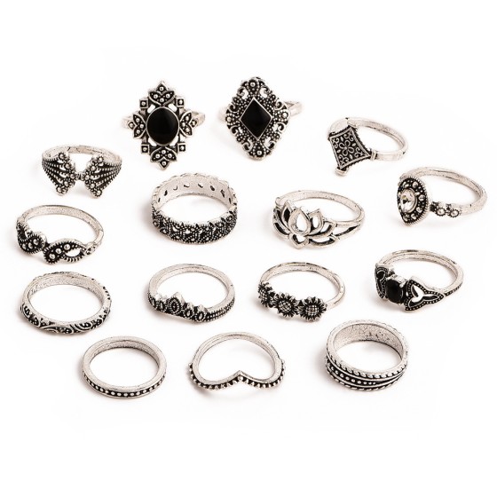 Retro silver and black rings set