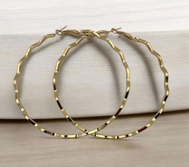 Gold earrings fashion circle